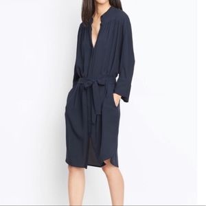 ❌SOLD❌Vince Navy Shirred Silk Belted Shirtdress